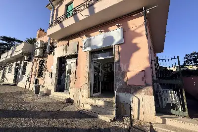 Negozio in vendita, Via Santa Barbara, Nettuno