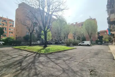 Casa in vendita, Via Tuscolana, Roma