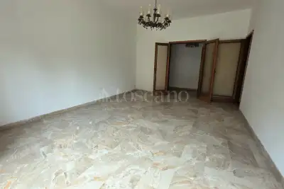 Casa in vendita, Via dei Salimbeni, Roma