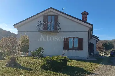 Villa in vendita, Cairo Montenotte via Sant'Anna 9/a, Cairo Montenotte