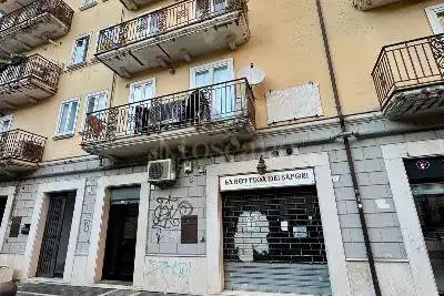 Negozio in vendita, Via Santissima Trinità, Avellino