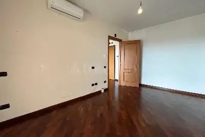 Casa in vendita, Piazza Leon Battista Alberti, Fiumicino