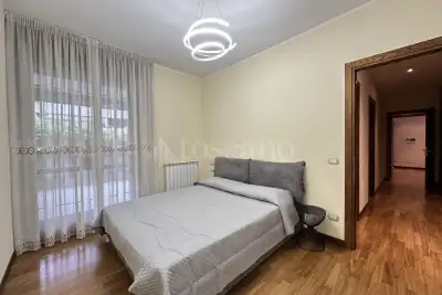 Casa in vendita, Via Umberto Saba, Roma