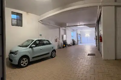 Garage in vendita, Via Francesco Marconi, Roma