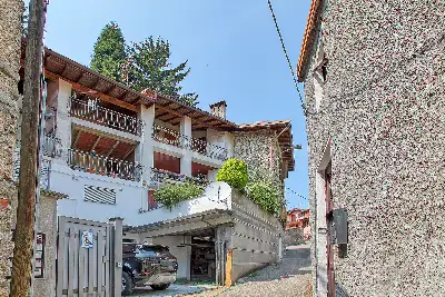 Casa Indipendente in vendita, Via Gaggio, Marchirolo