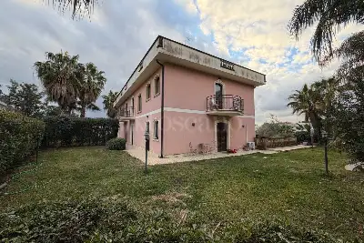 Villa Bifamiliare in vendita, Via Giacomo Leopardi, San Gregorio di Catania