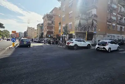 Box in vendita, Via degli Irlandesi, Roma