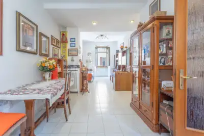 Casa in vendita, Via Bartolomeo Eustachi, Milano