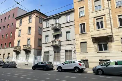 Loft in vendita, Via degli Imbriani, Milano