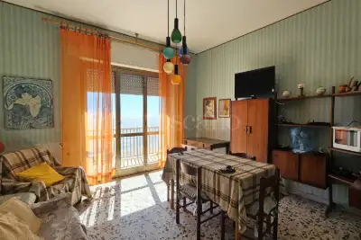 Casa in vendita, Via Lipsia, Pomezia