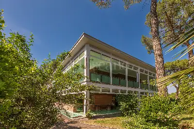 Villa Bifamiliare in vendita, Viale dell'Esperanto, Roma