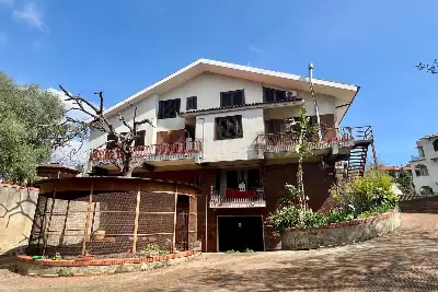 Villa in vendita, Via delle Querce, Gravina di Catania