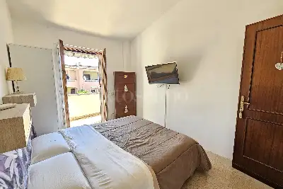 Villino a Schiera in vendita, Via Lago di Como, Pomezia