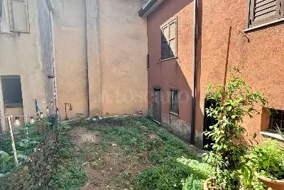 Casa Indipendente in vendita, Via Roma, Candida