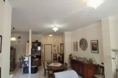 Casa in vendita, Via Vincenzo Gioberti, Brescia