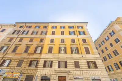 Casa in vendita, Via Volturno, Roma