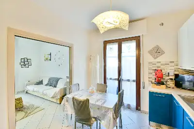 Casa in vendita, Via San Maurizio, Erba