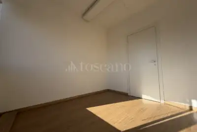 Ufficio in affitto, Viale Montegrappa 298b, Prato