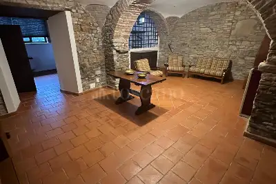 Casa Indipendente in vendita, Via Umberto I, Cremolino