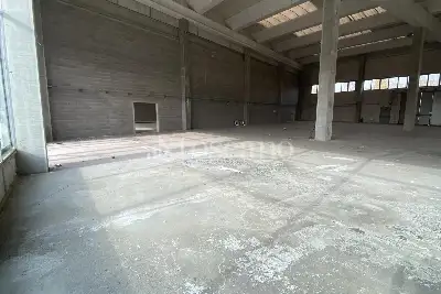 Capannone in vendita, Via Roma, Guardamiglio