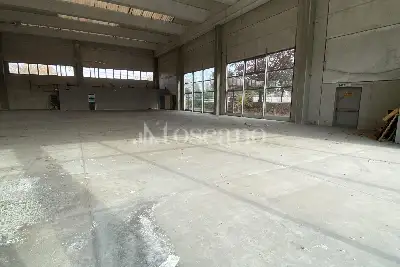 Capannone in vendita, Via Roma, Guardamiglio