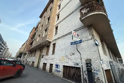 Laboratorio in vendita, Via Vespri Siciliani, Milano
