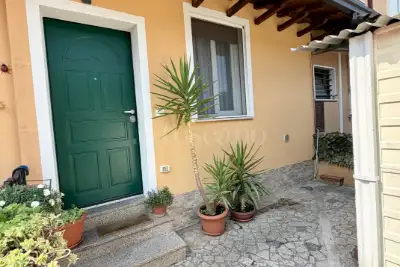 Villino a Schiera in vendita, Villaggio Badia Via Undicesima, Brescia