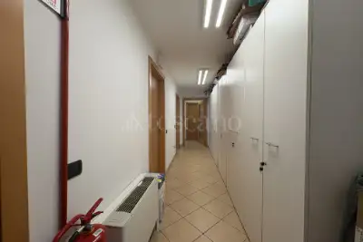 Ufficio in affitto, Viale Famagosta, Milano