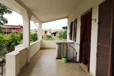 Villa in vendita, Via dei Gelsomini, Pomezia