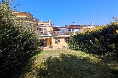 Villino a Schiera in vendita, Via Bazzanese, L'Aquila