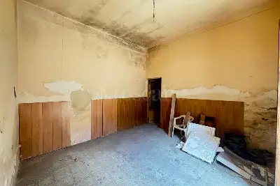 Casa Indipendente in vendita, Via Masaniello, Catania