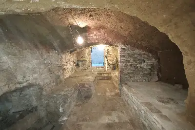 Garage in vendita, Via di  pantaneto, Siena