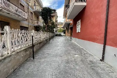 Casa in vendita, Via Silvio Pellico, Pomezia