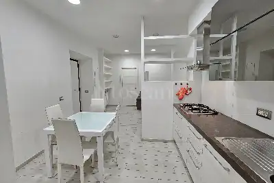 Casa in vendita, Via Faleria, Roma