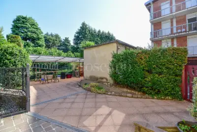 Villa Bifamiliare in vendita, Via Timavo, Como