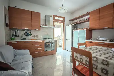 Casa in vendita, Via Romolo, Brindisi