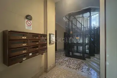 Casa in vendita, Via Massena, Torino