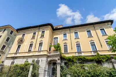 Casa in vendita, Via Serviliano Lattuada 3, Milano