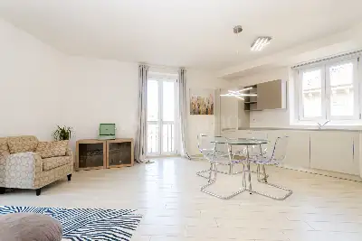 Casa in vendita, Via Carlo Farini, Milano