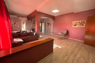 Casa Indipendente in vendita, Via A. Manzoni, Cairate