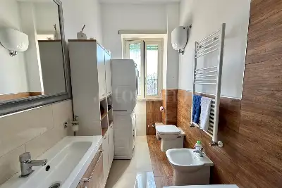 Casa in vendita, Via Ildebrando della Giovanna, Roma