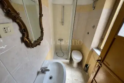 Casa in vendita, Via Avegno, Roma
