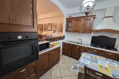 Villino a Schiera in vendita, Via Sesto San Giovanni, Roma