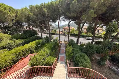 Villino a Schiera in vendita, Via Papa Giovanni XXIII, Trecastagni