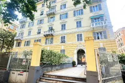 Casa in vendita, Via Giuseppe Casaregis, Genova