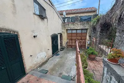 Casa Indipendente in vendita, Via Vallone, Viagrande