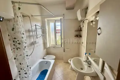 Casa in vendita, Via Enrico Caruso, Caserta