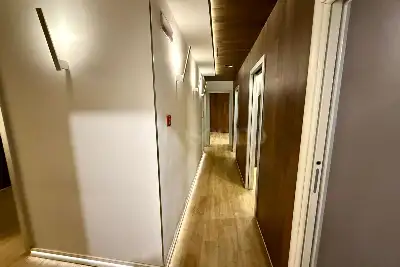 Negozio in affitto, Piazza Cola di Rienzo, Roma