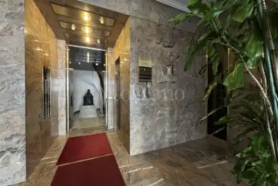Casa in vendita, Viale Tunisia, Milano