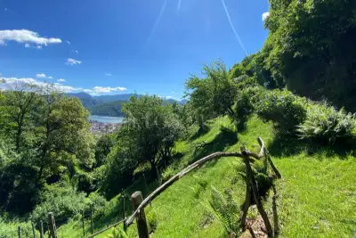 Casa Indipendente in vendita, Via Rovo, Cadegliano-Viconago